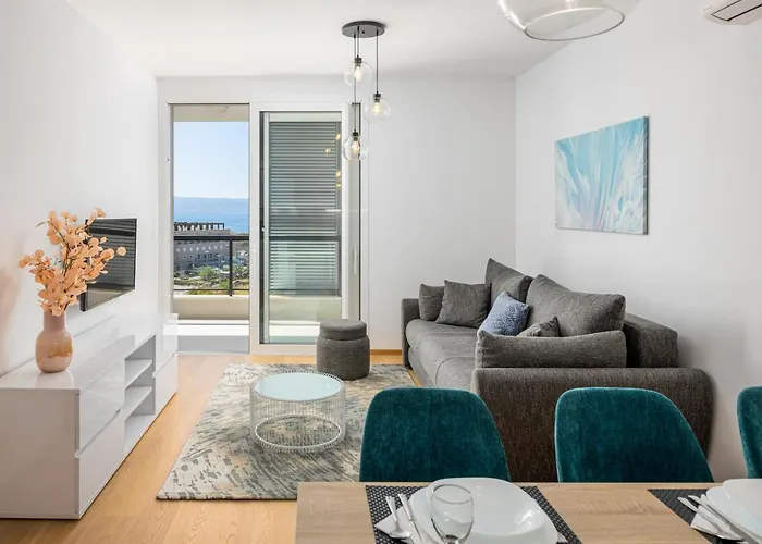 Sisqo Luxury * Split