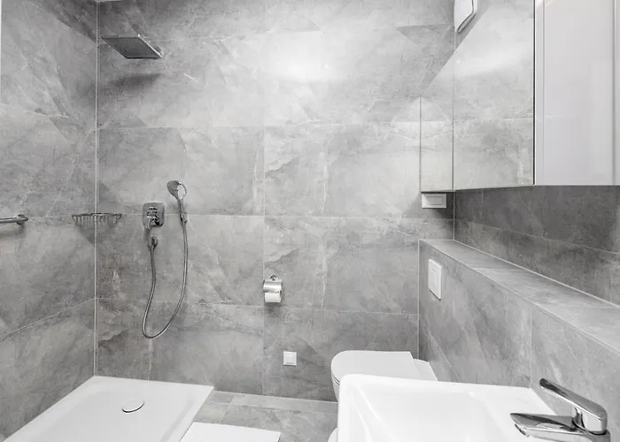 Sisqo Luxury * Spalato